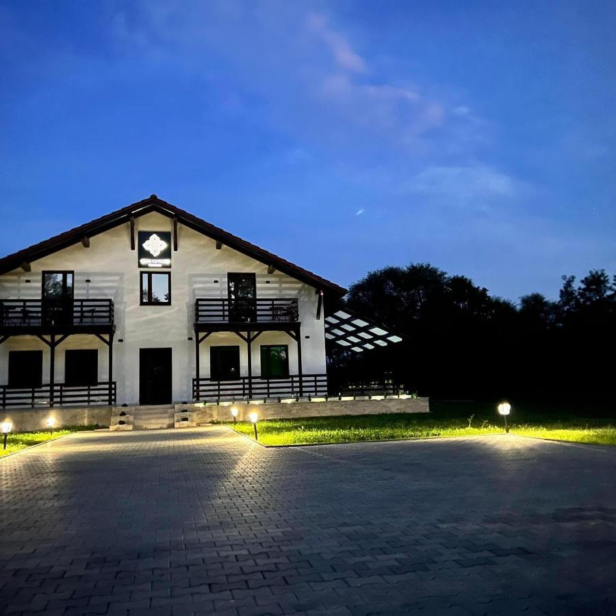 Casa Cu Flori Maramures Baia Mare Eksteriør billede
