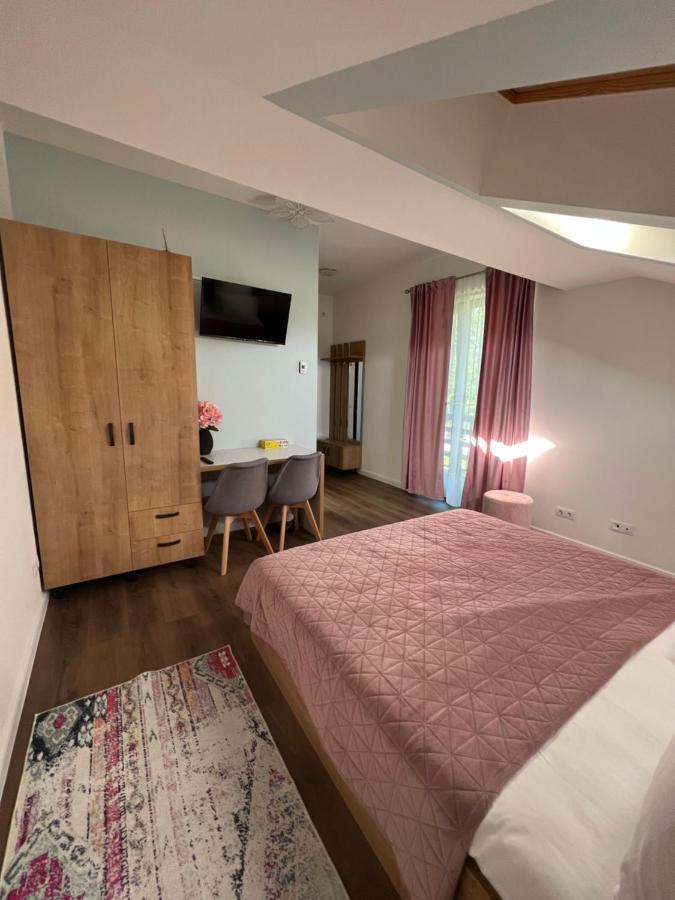 Casa Cu Flori Maramures Baia Mare Eksteriør billede